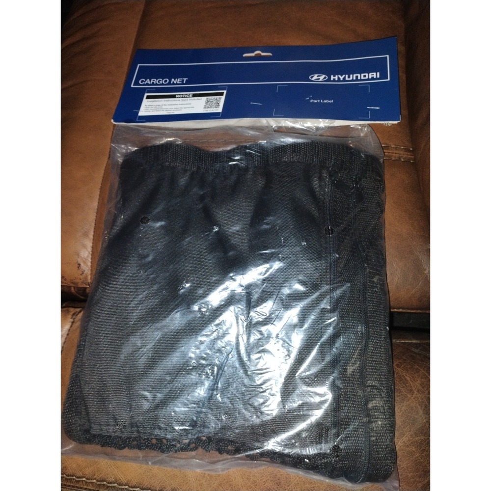 New In Bag Genuine OEM Hyundai 22-24 Tucson Luggage Net CWF12 AC101
